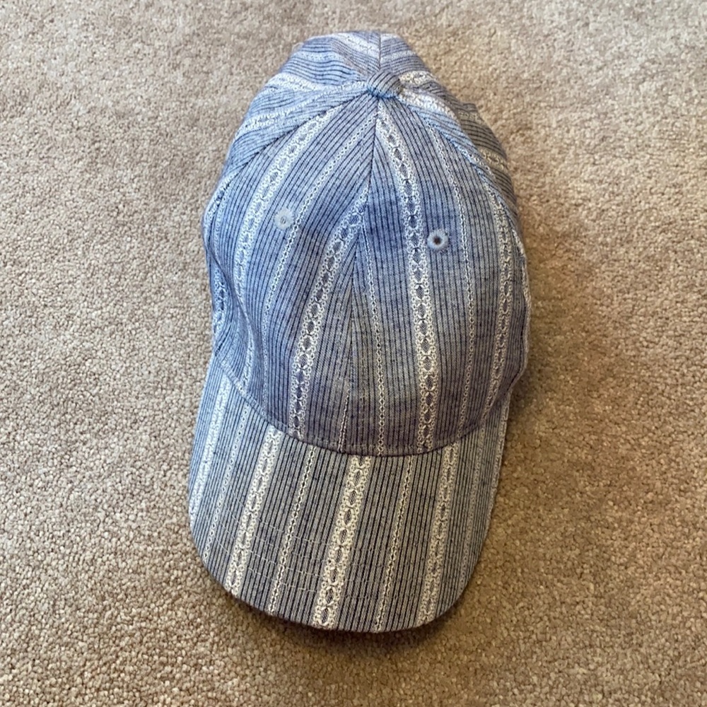 Express hat